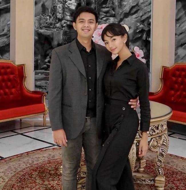 Instagram.com/singadinoor