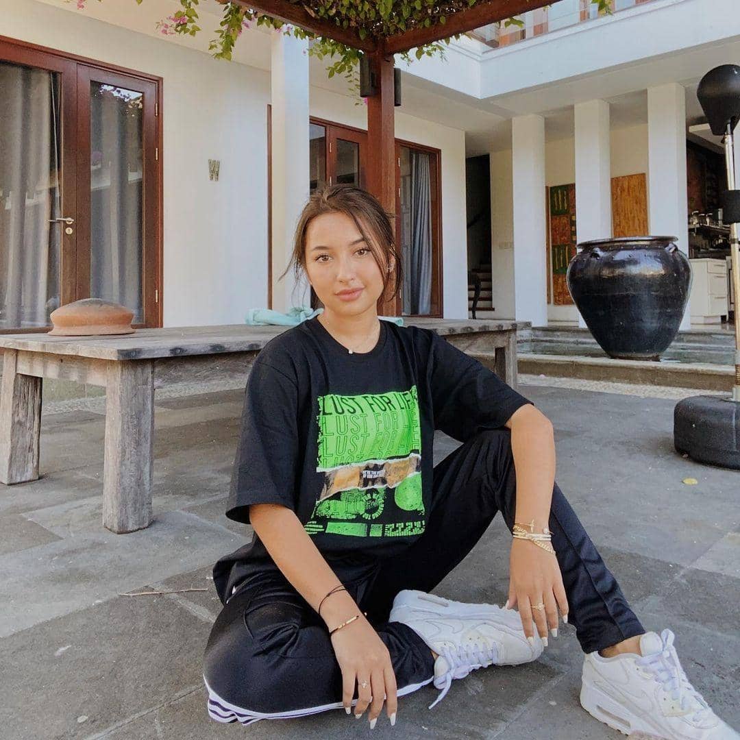 Instagram.com/jennifercoppenreal20