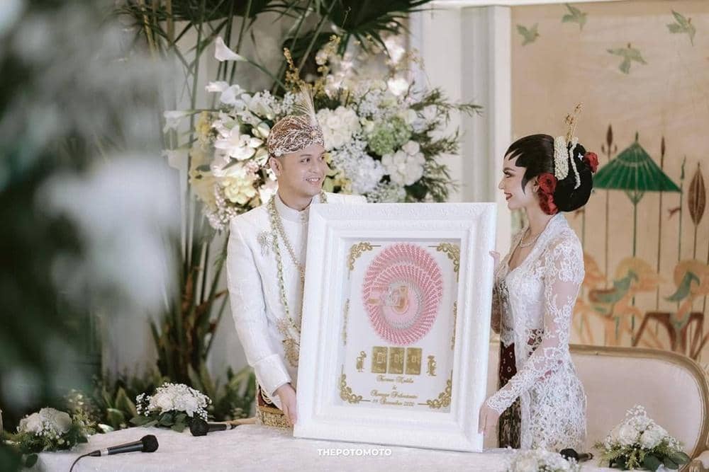 Instagram.com/karinanadila8921, thepotomoto