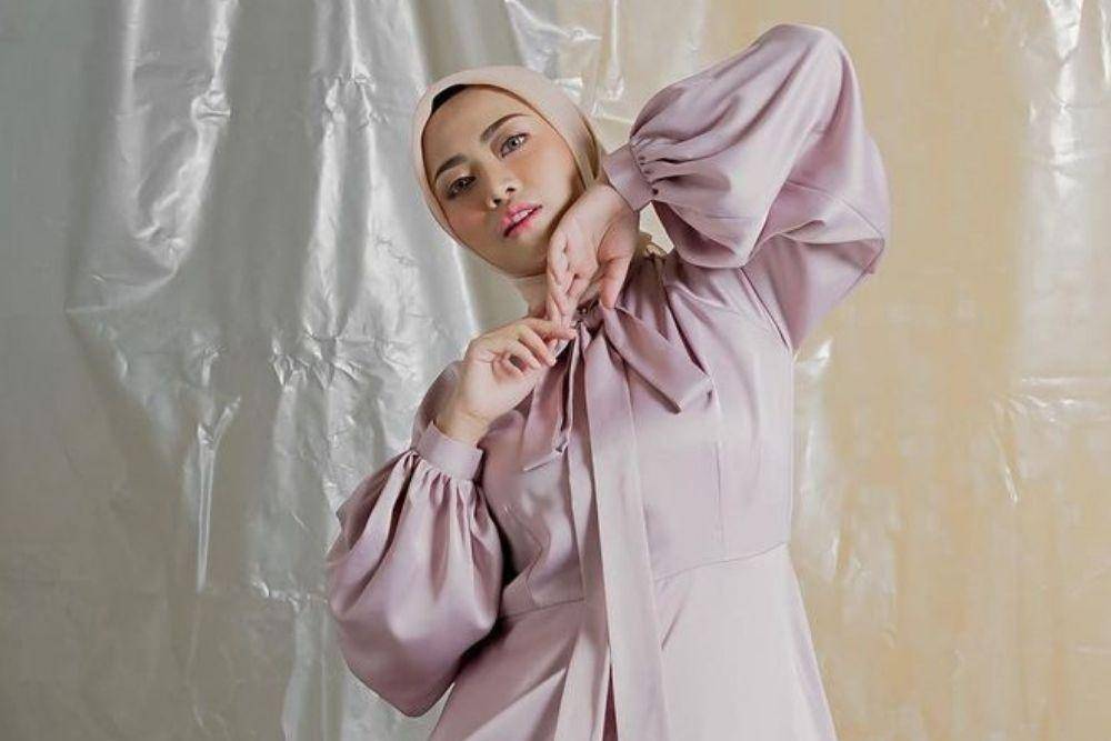 Transformasi Rachel Vennya, Terbaru Buka Hijab? 