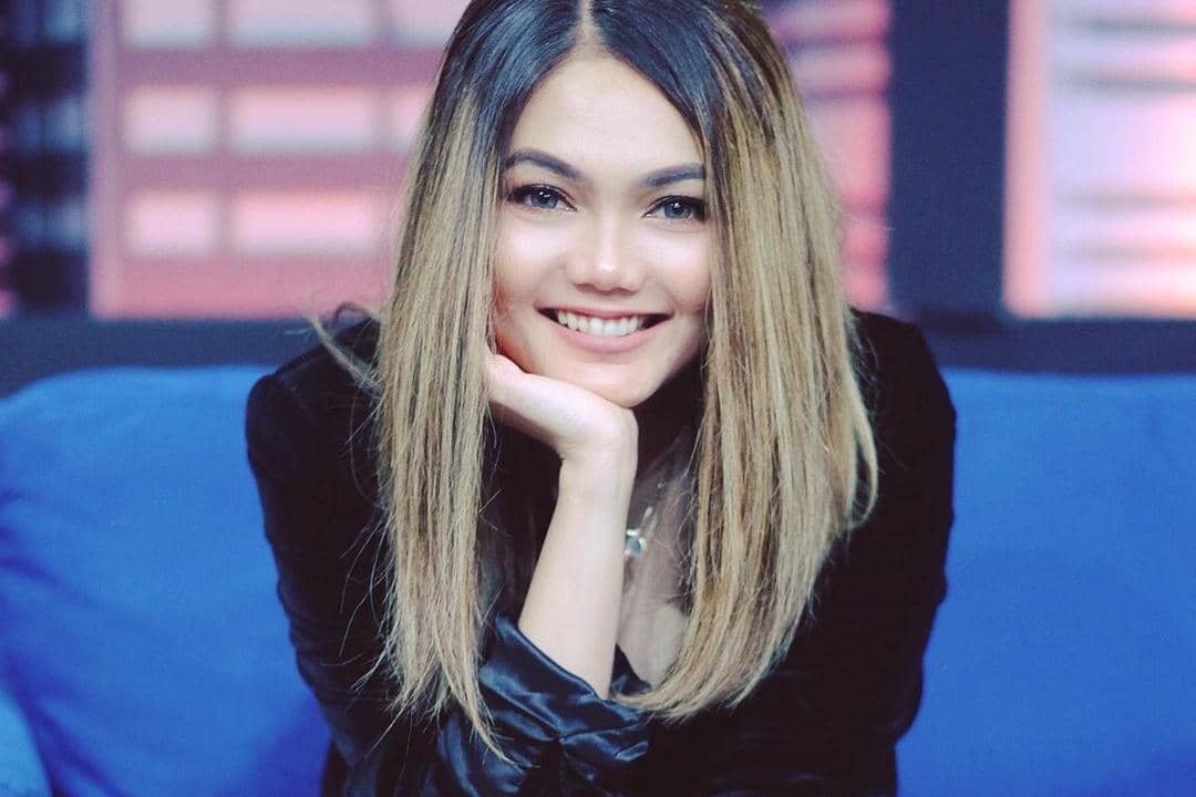 Instagram.com/rinanose16