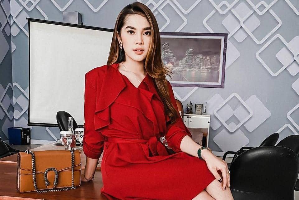 Instagram.com/Rayanurfitrird