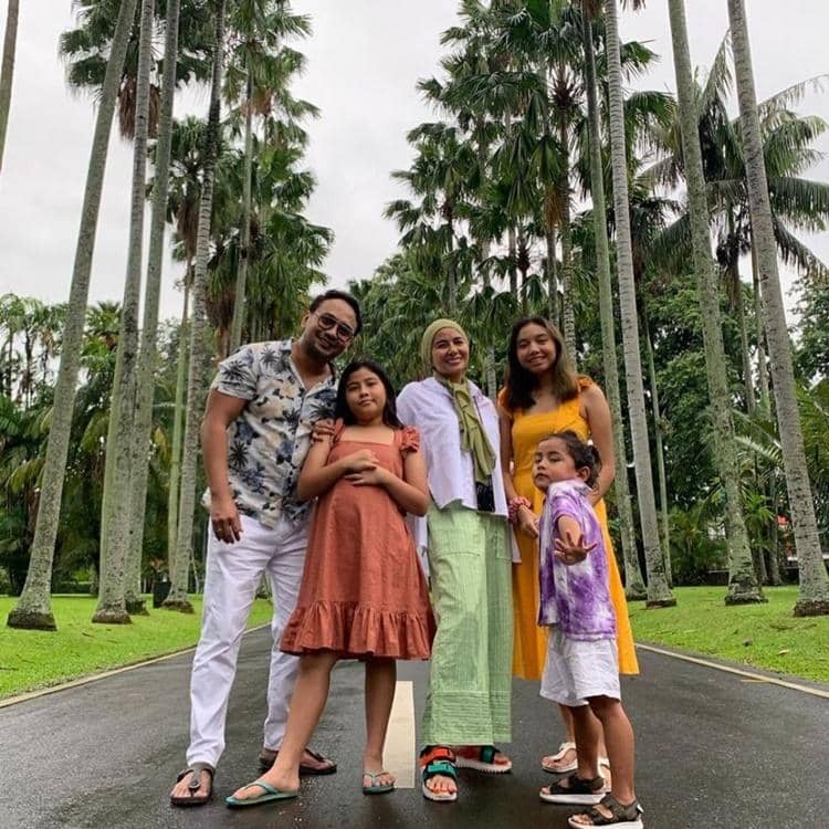 Instagram.com/meisya__siregar