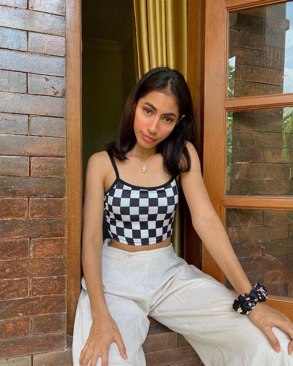 Instagram.com/r4ishu