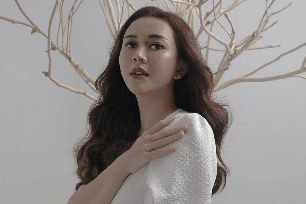 instagram.com/aurakasih