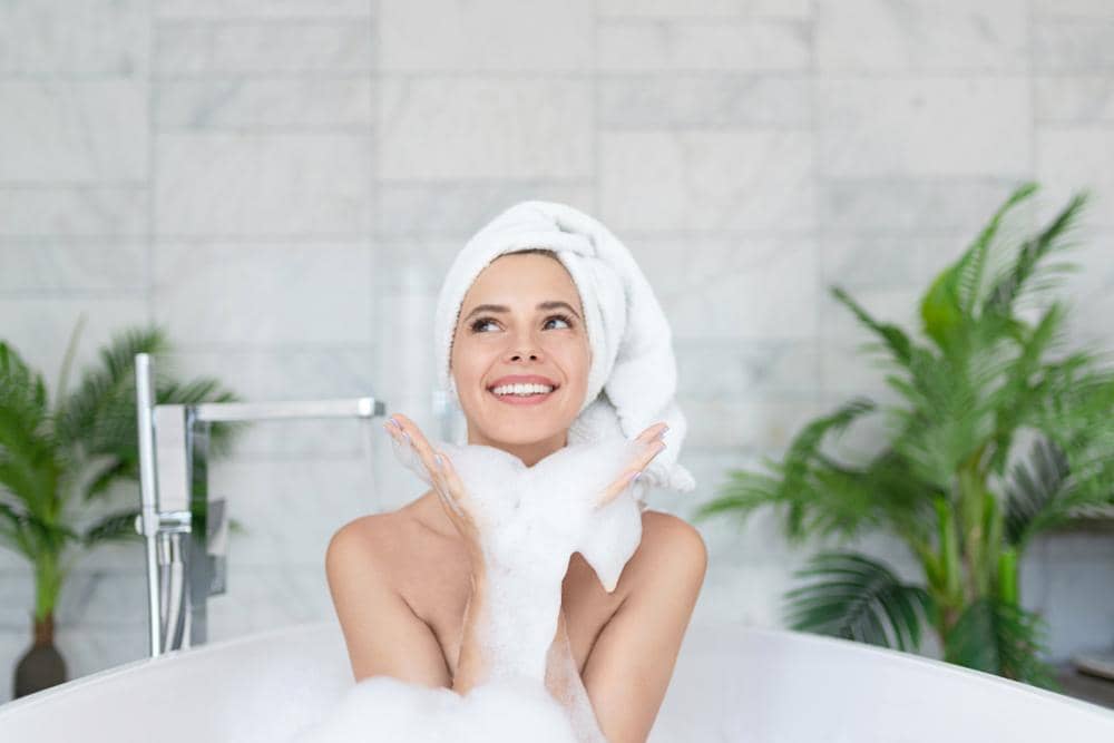 Shutterstock/popcorner