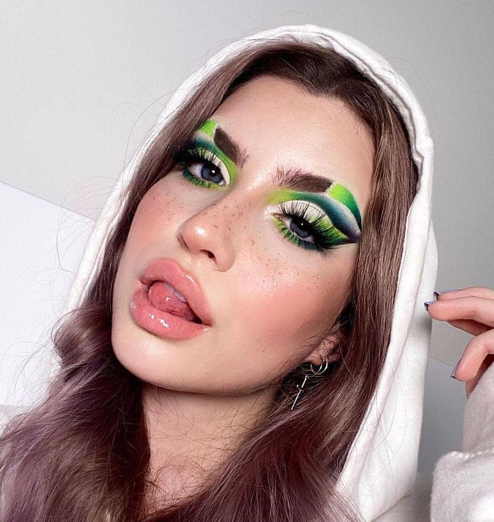 nstagram.com/abbyroberts