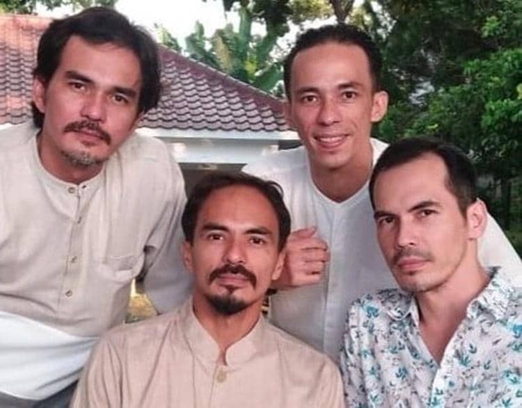 Instagram.com/attar.syach