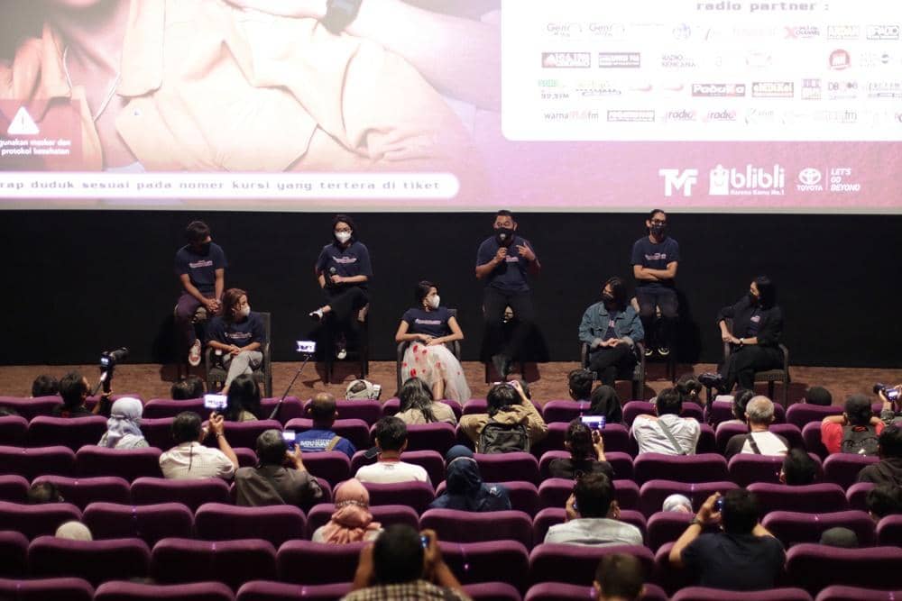 Dok. Visinema Pictures