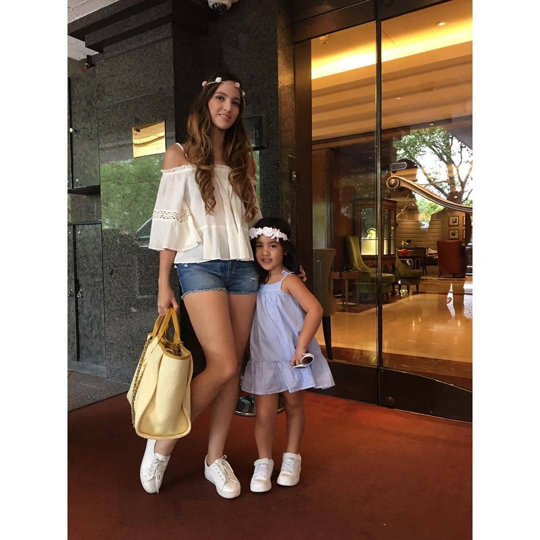 Instagram: @ramadhaniabakrie