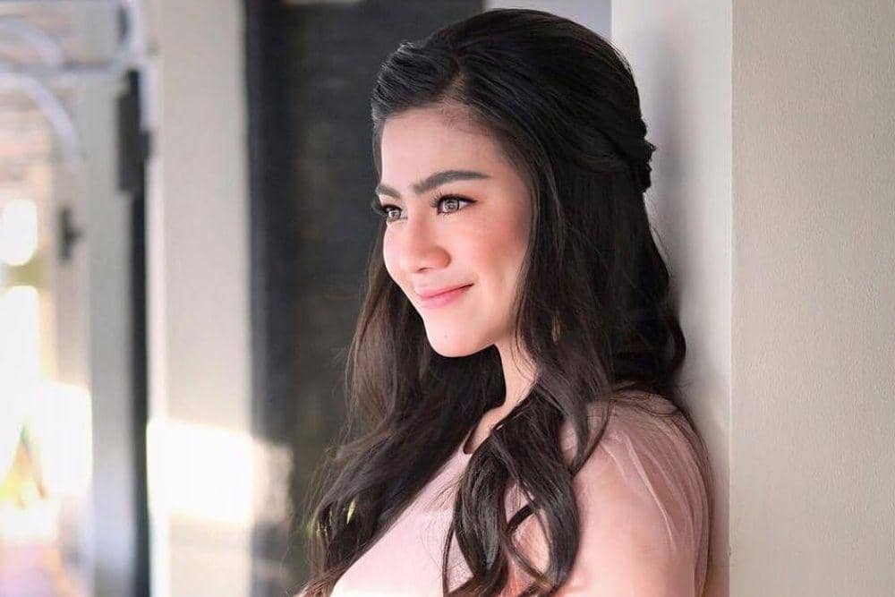 instagram.com/felicyangelista_