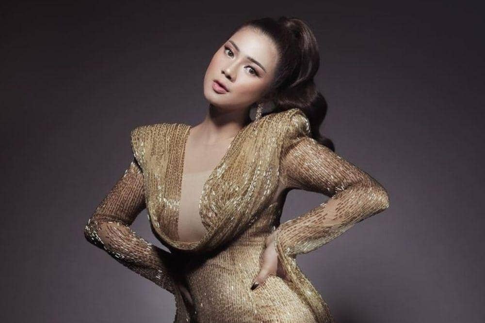 instagram.com/felicyangelista_