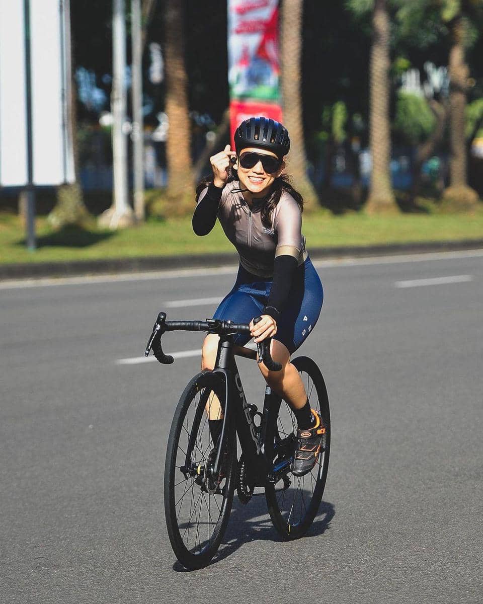 instagram.com/athirafarina