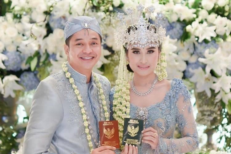 Instagram.com/adlyfayruz, vanillalatte.photo