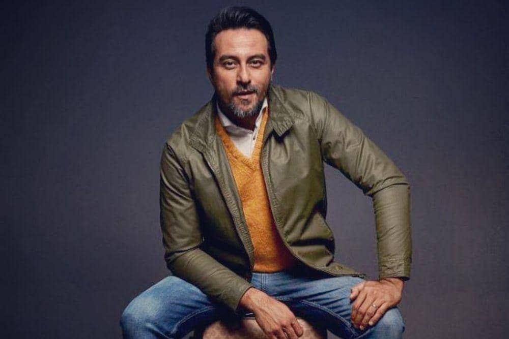 instagram.com/bront_palarae