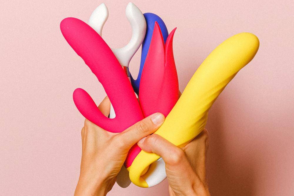 Cara Membersihkan Sex Toys yang Tepat Sesuai Bahannya, Sudah Tahu?