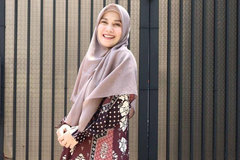 instagram.com/puputmelati