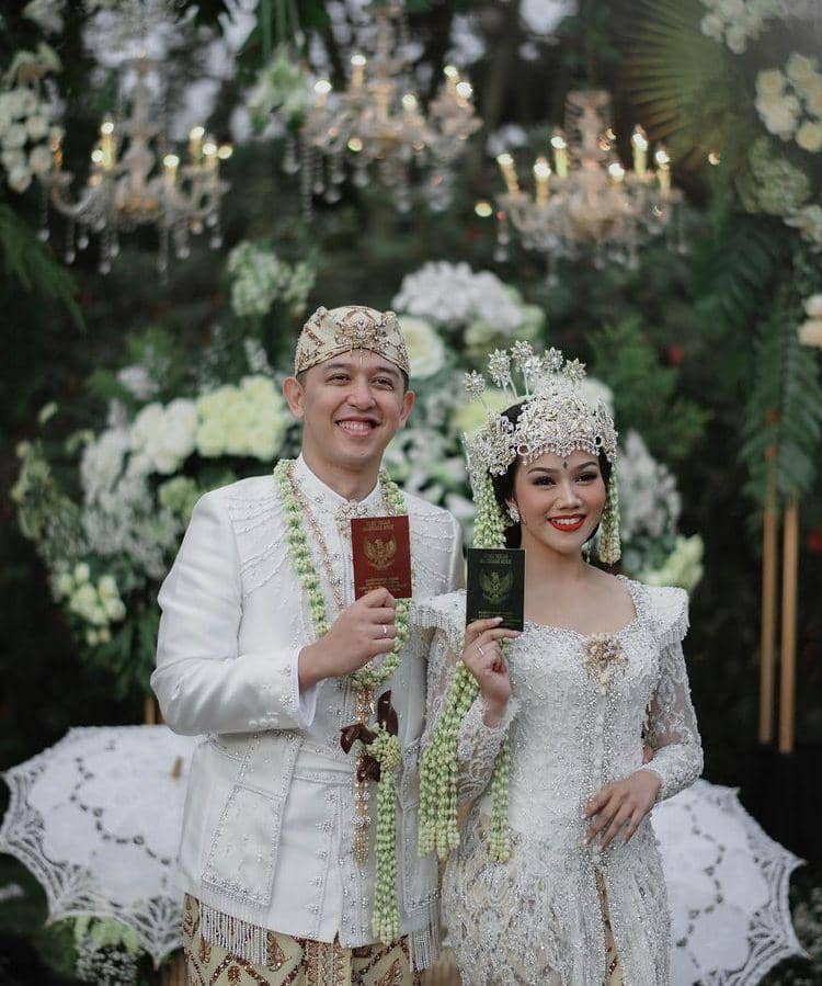 Instagram.com/yurayunita