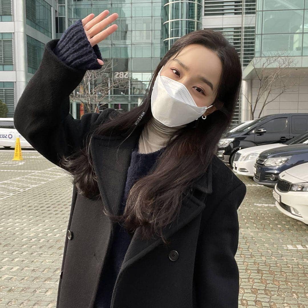 instagram.com/shinhs831