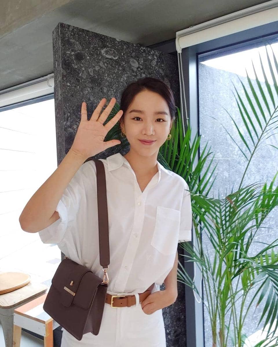 instagram.com/shinhs831