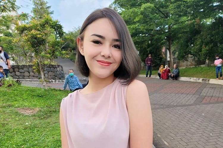 Instagram.com/amandamanopo