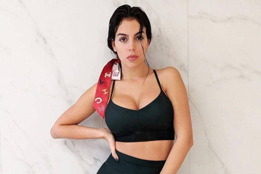 instagram.com/georginagio