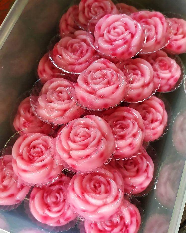 instagram.com/ tan_intan