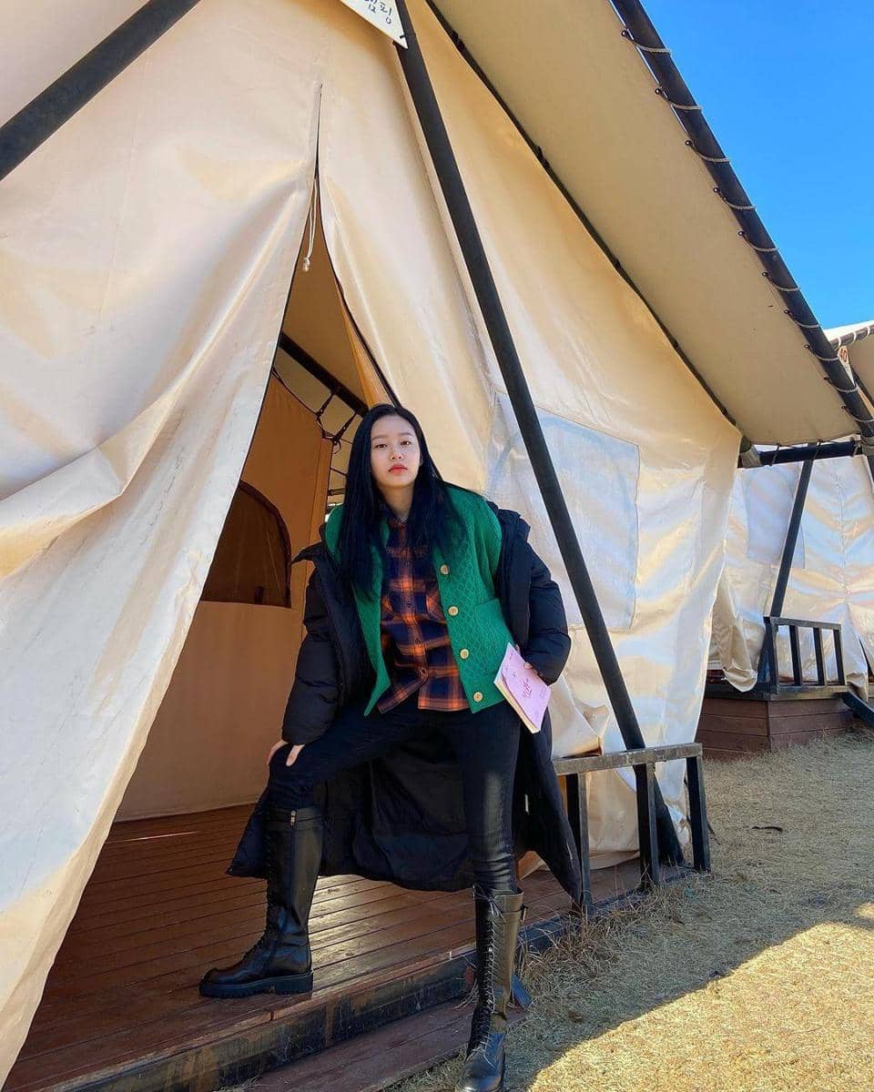 instagram.com/youna_1997