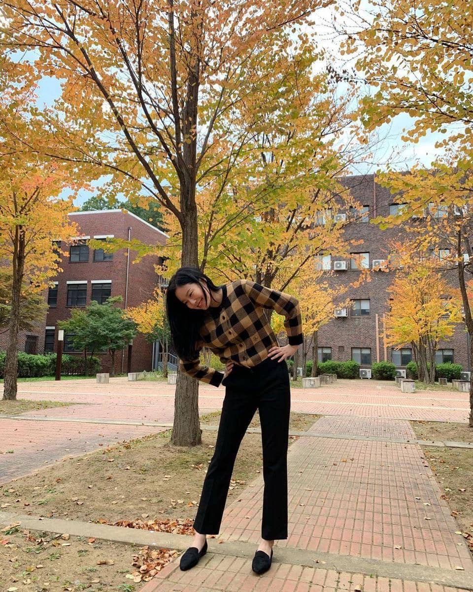 instagram.com/youna_1997