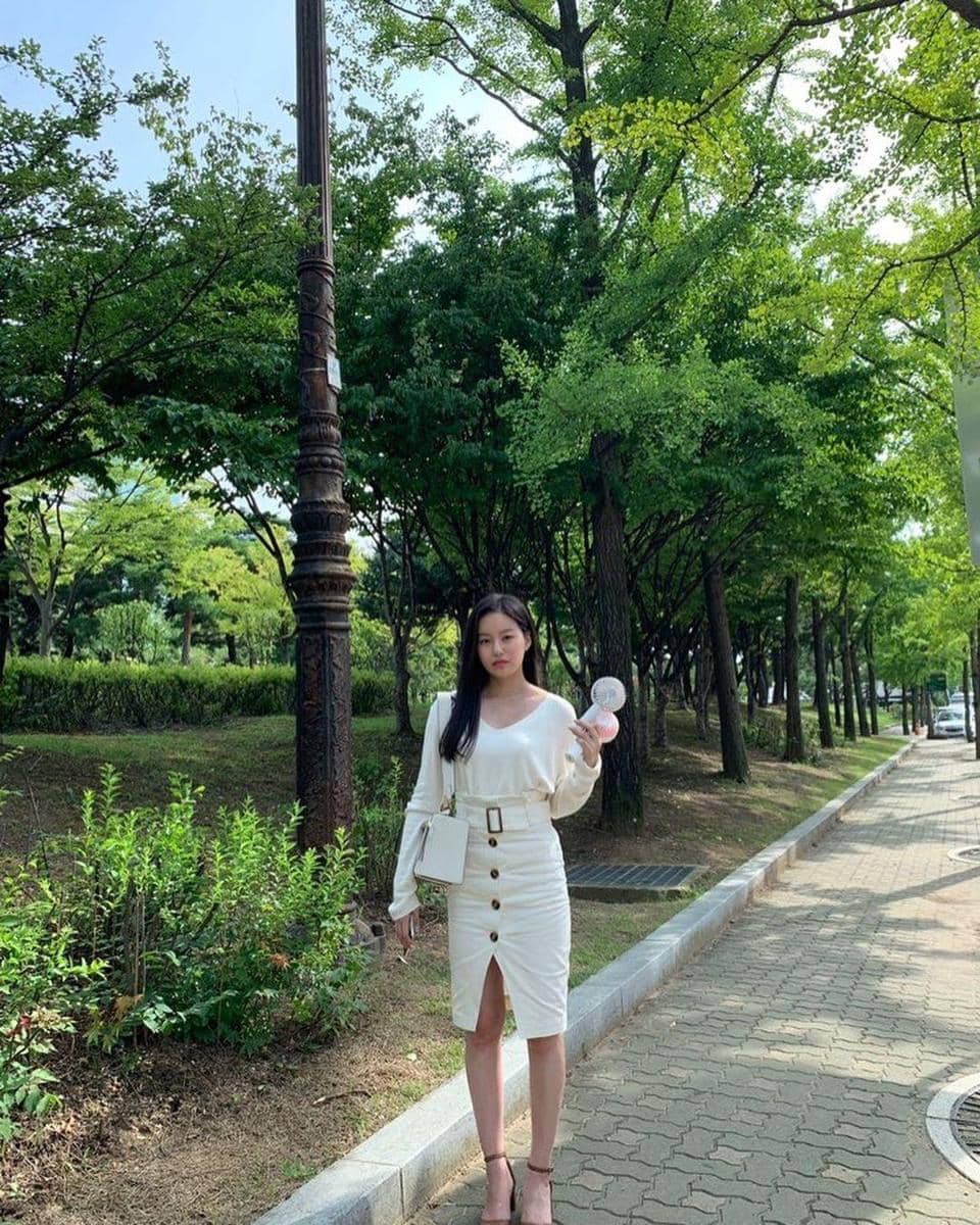 instagram.com/youna_1997