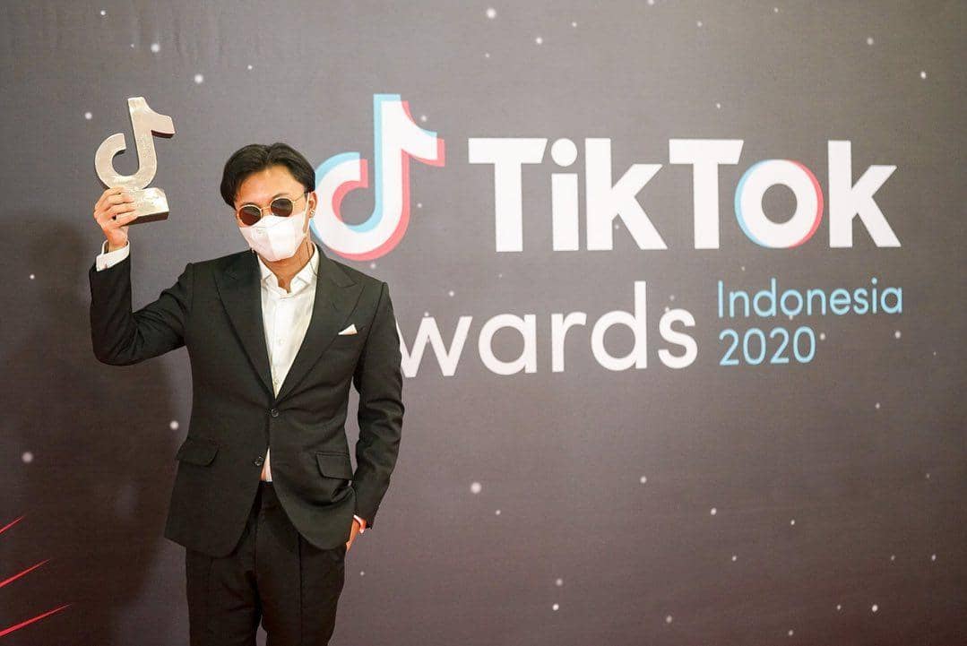 Instagram.com/rizkyfbian