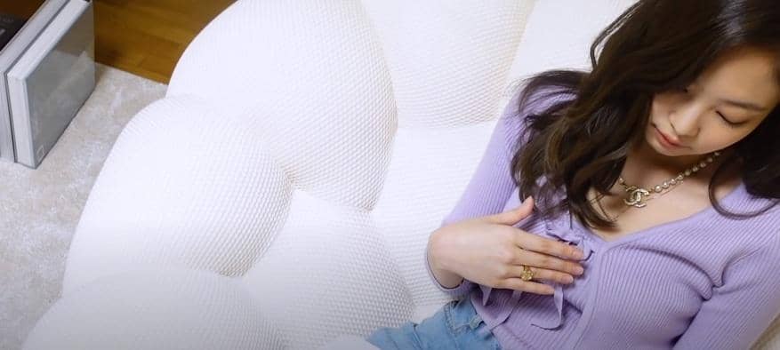 youtube.com/JennierubyjaneOfficial