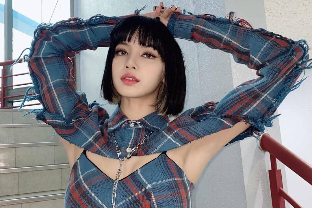 instagram.com/lalalalisa_m