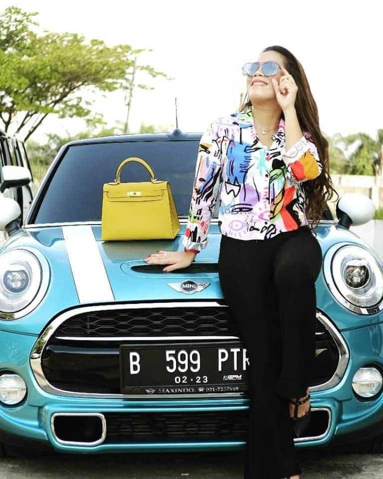 instagram.com/ollashopingdepok