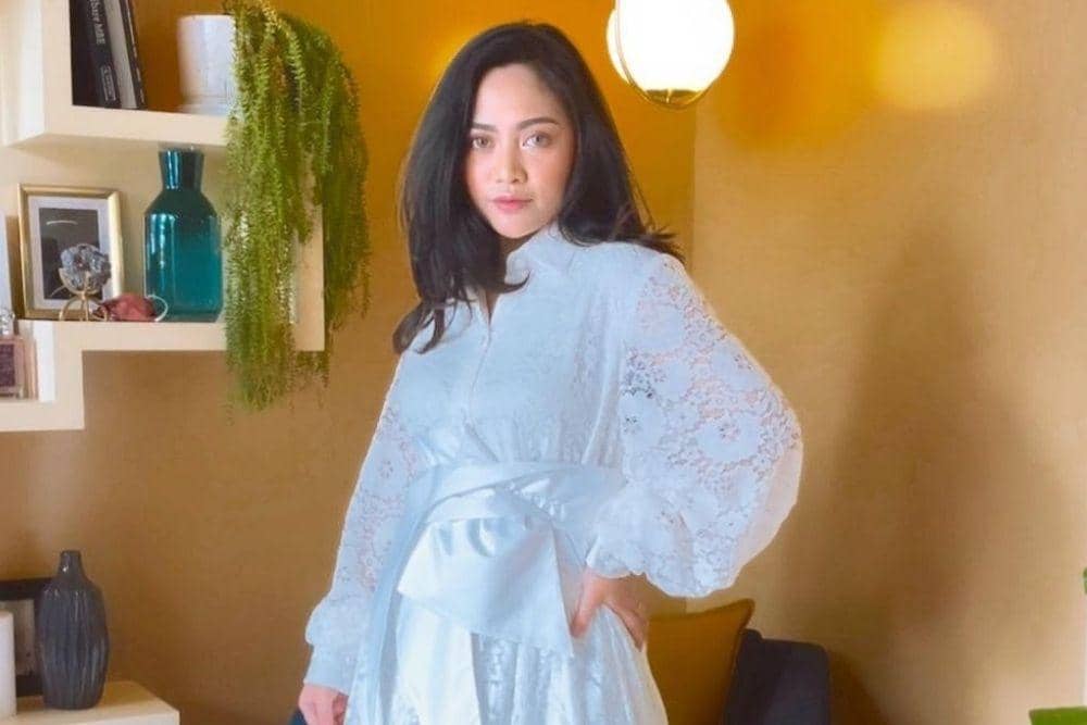 instagram.com/rachelvennya