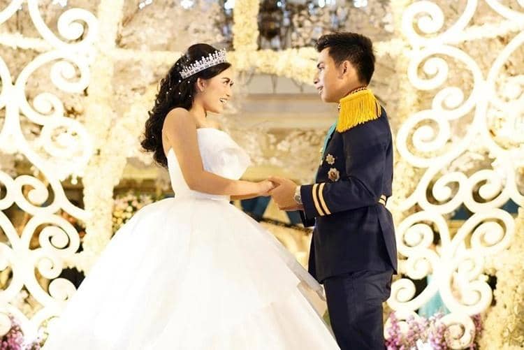 Instagram.com/rachelvennya