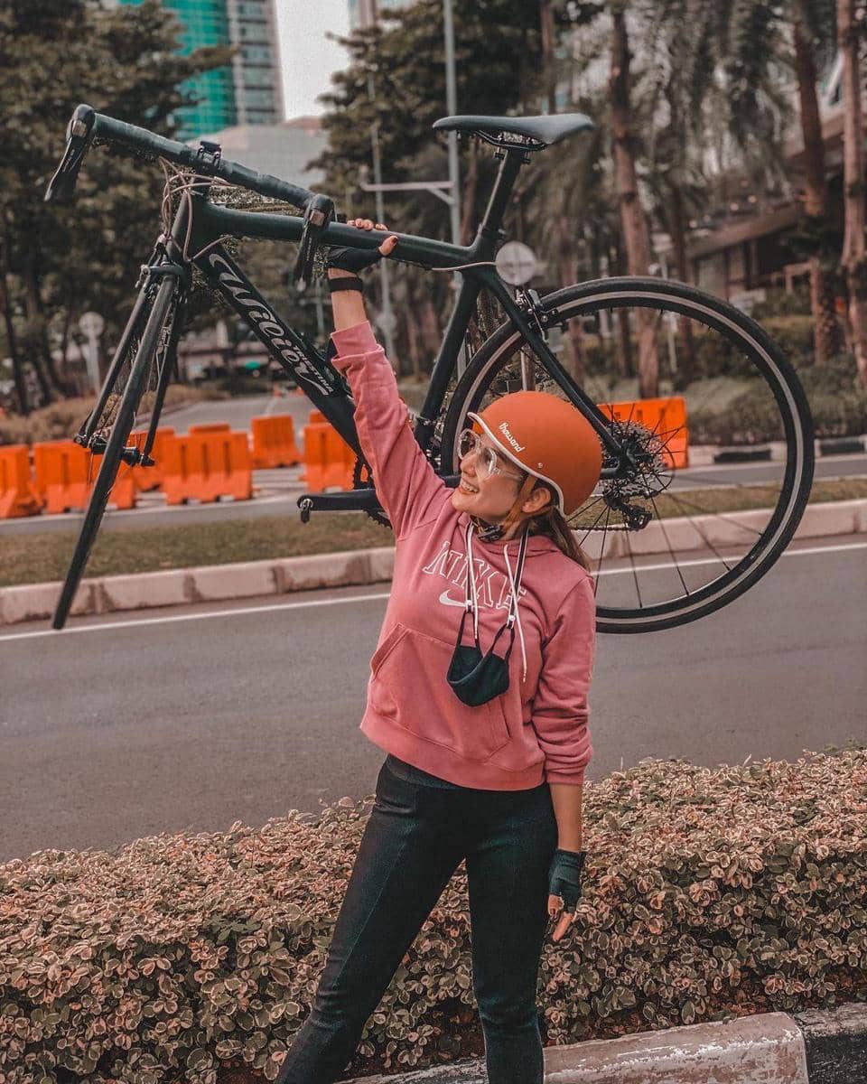 instagram.con/citra_monica