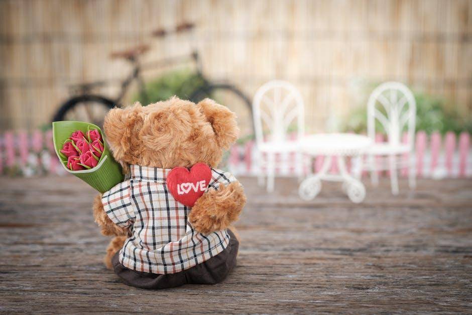8 Rekomendasi Hampers Valentine untuk Orang yang Tersayang