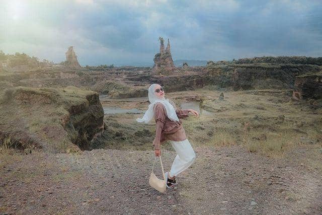 instagram.com/ miella_alhabsyii