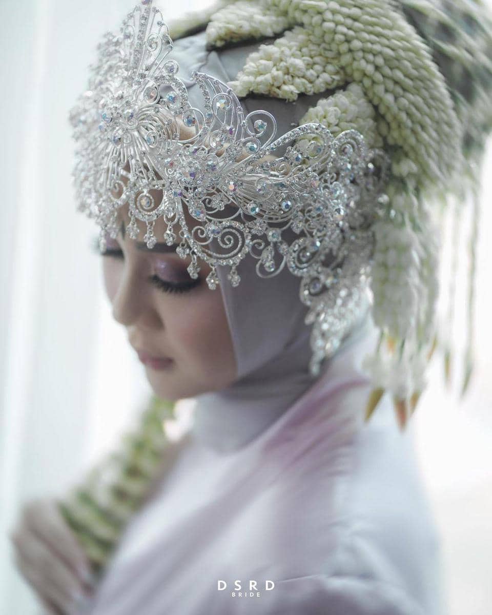 instagram.com/dsrdbride