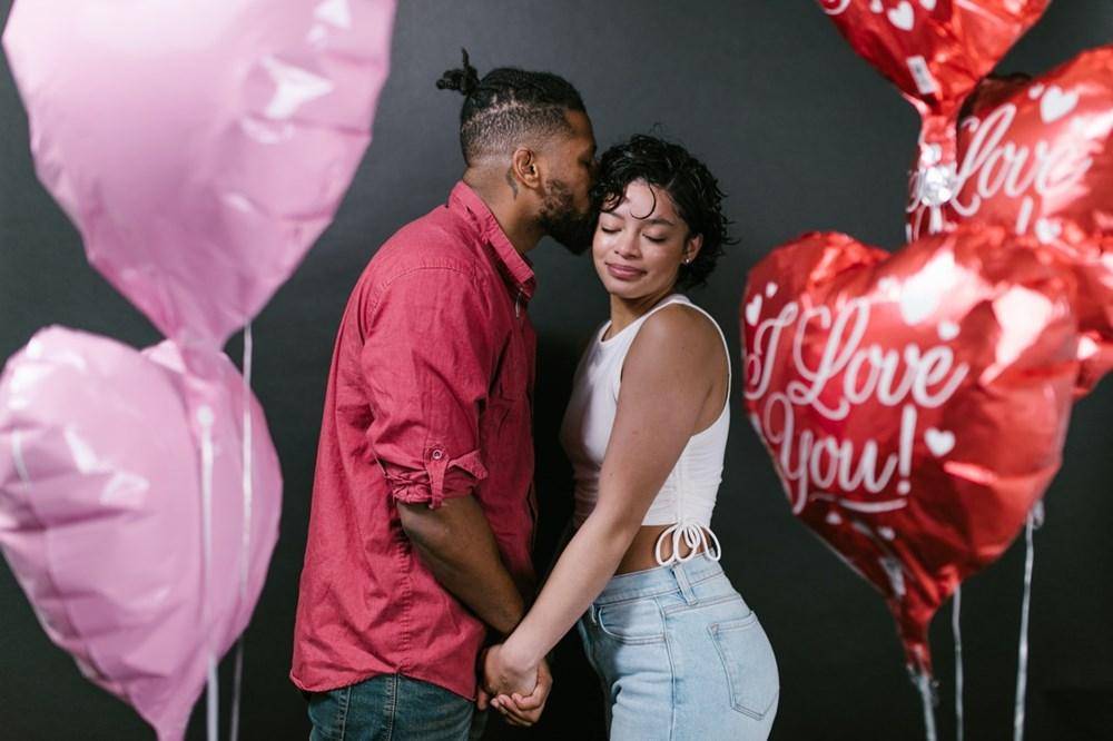 15 Ucapan Selamat Hari Valentine untuk Istri Tercinta