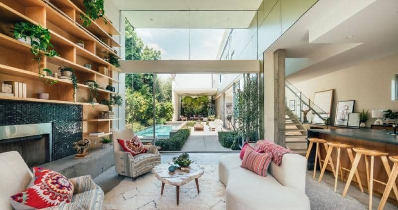 Neue Focus/Douglas Elliman