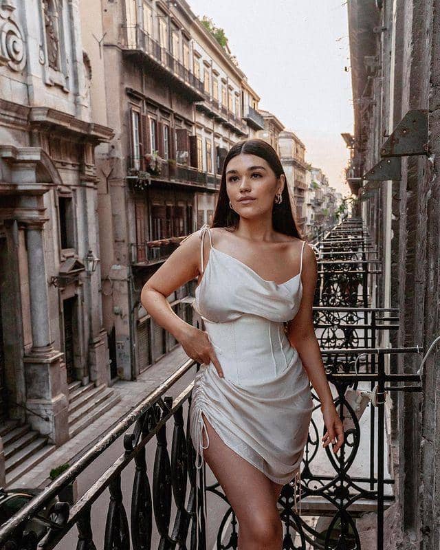 instagram.com/easyneon