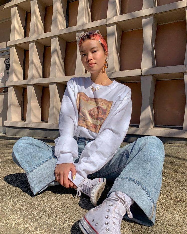 instagram.com/yourgirlneens