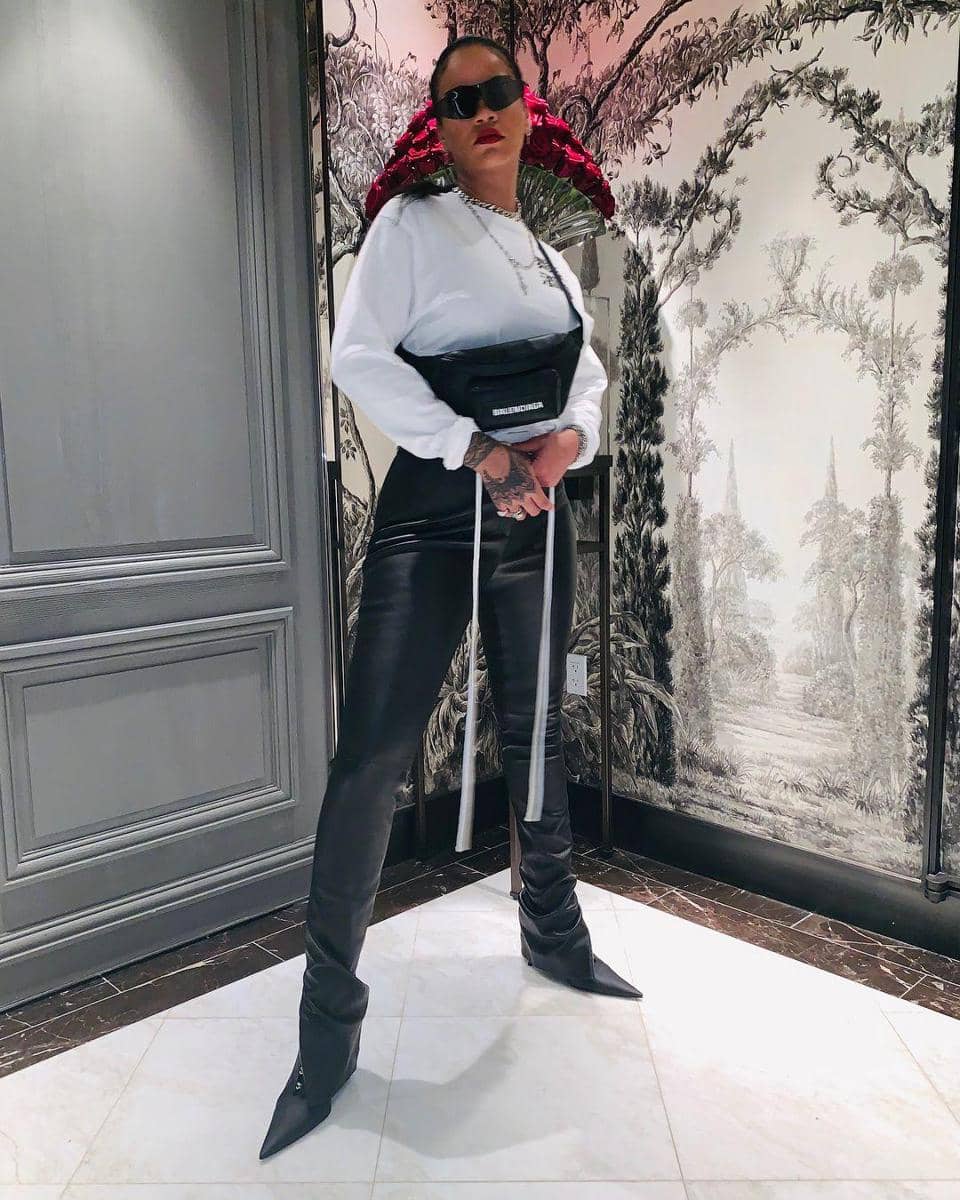 instagram.com/badgalriri