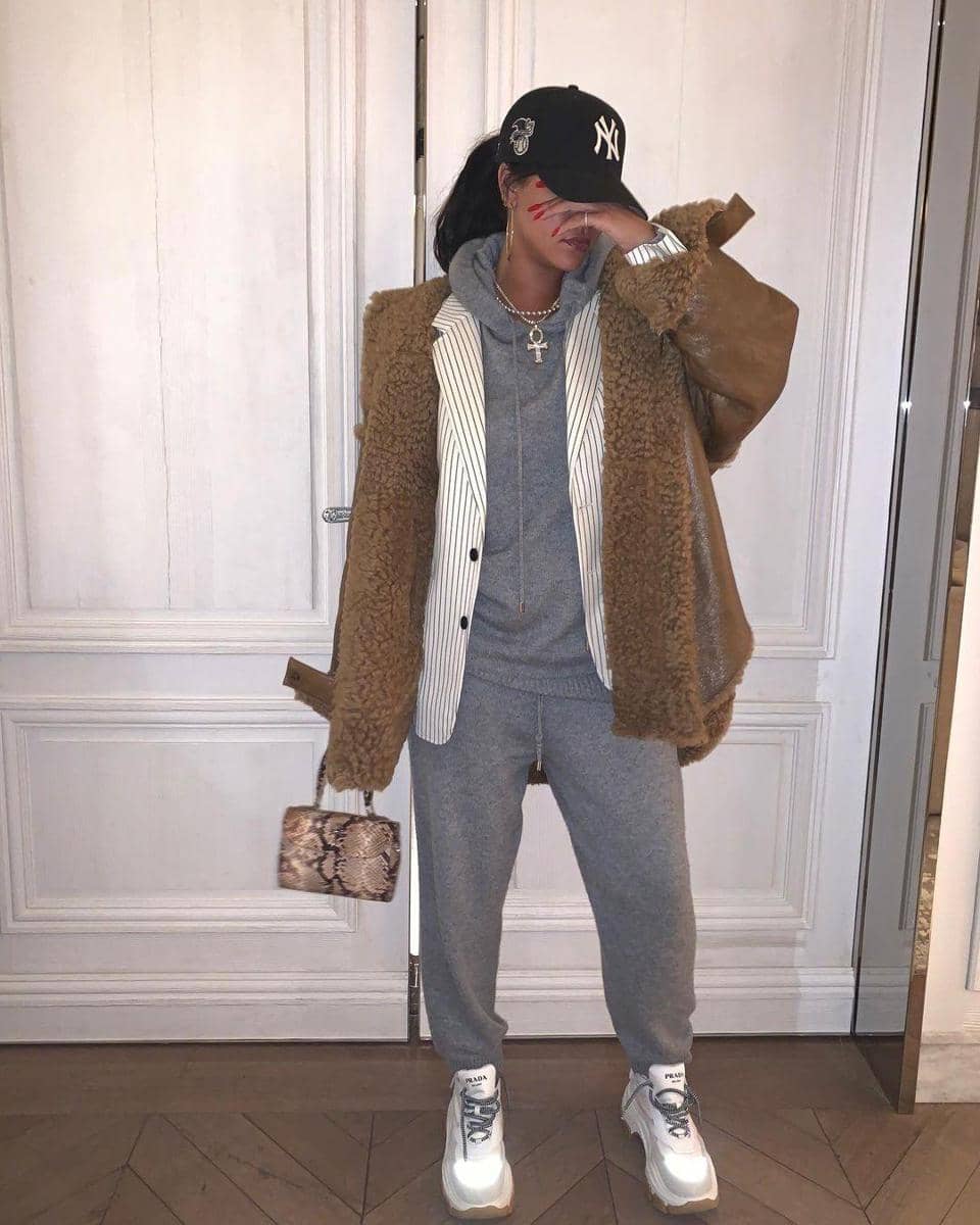 instagram.com/badgalriri