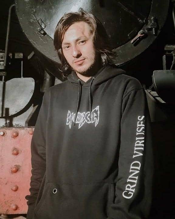 instagram.con/dylancarr8