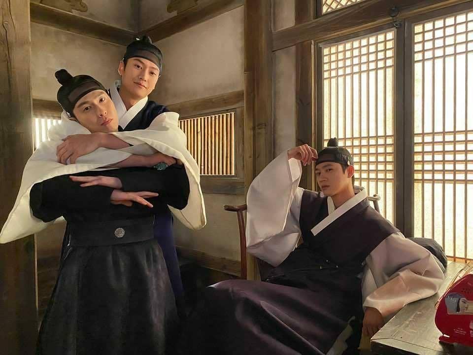 instagram.com/zzang_cowdragon