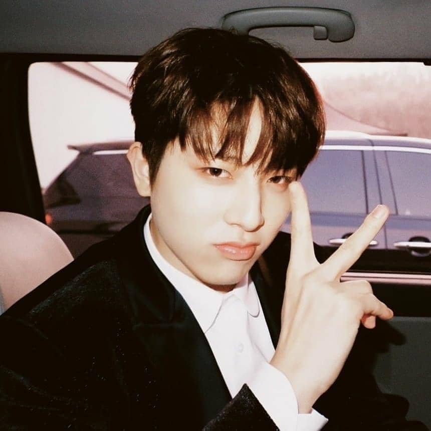 instagram.com/junghwanworld