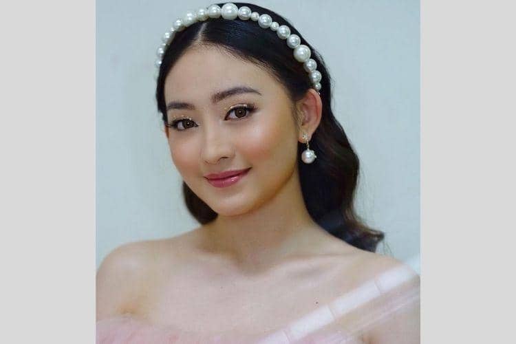 instagram.com/natashawilona12/